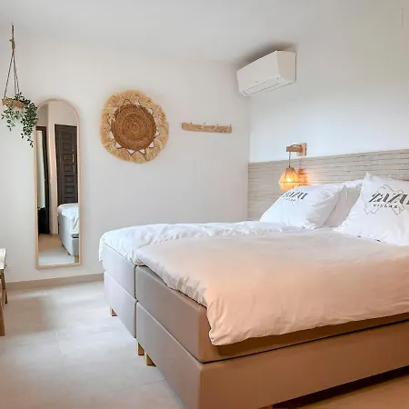 Azure 8p. - Zazu Villa Gerona