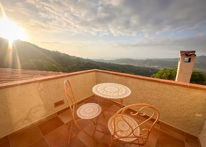 Azure 8p. - Zazu Vila Girona