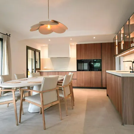 Villa Azure 8p. - Zazu Girona